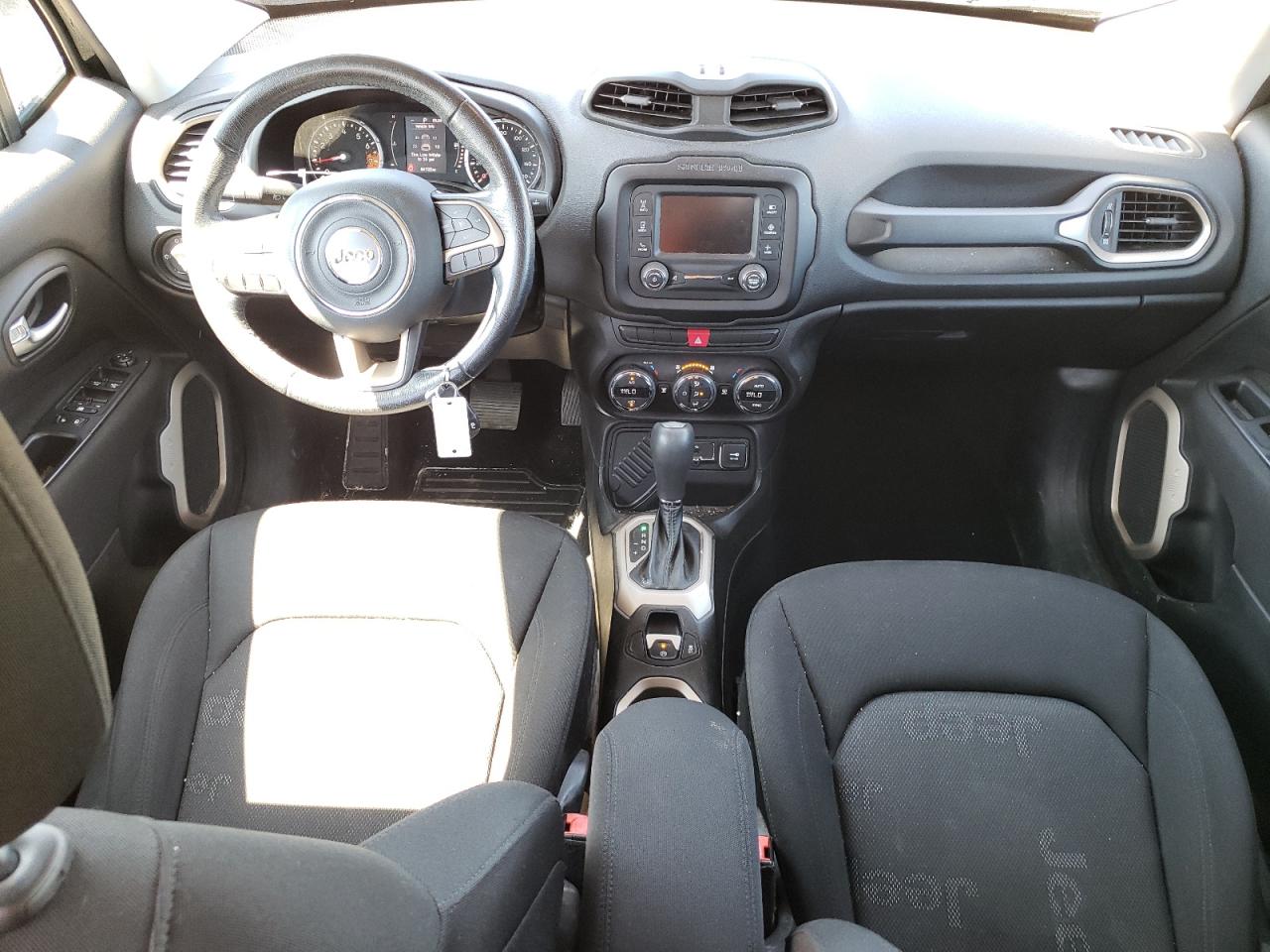 ZACCJABT5FPB37719 2015 Jeep Renegade Latitude
