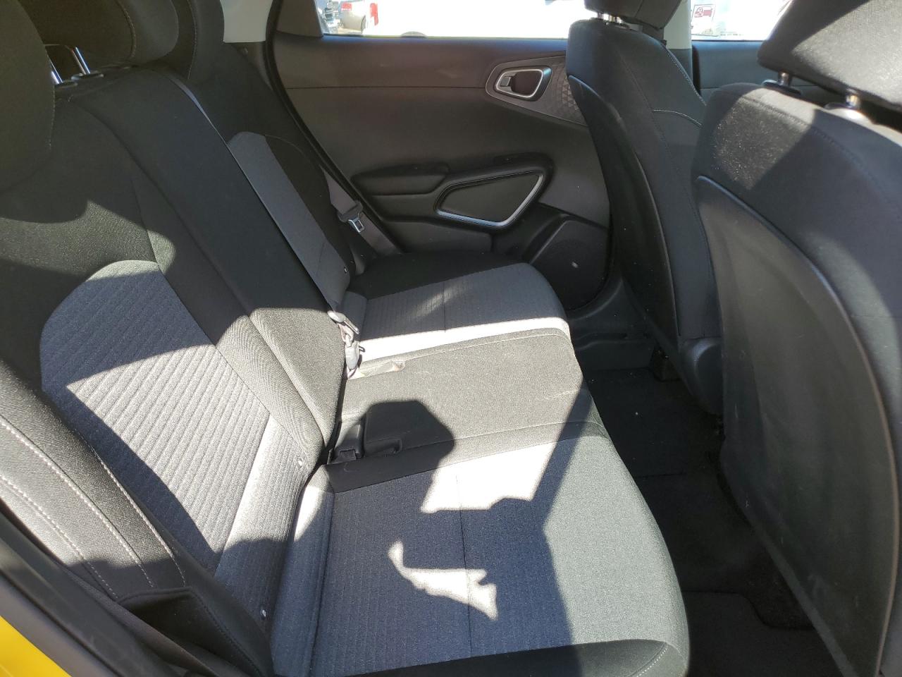 KNDJ23AU2L7060049 2020 Kia Soul Lx