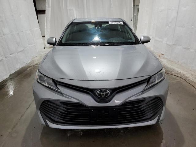 VIN 4T1B11HKXKU248748 2019 Toyota Camry, L no.5