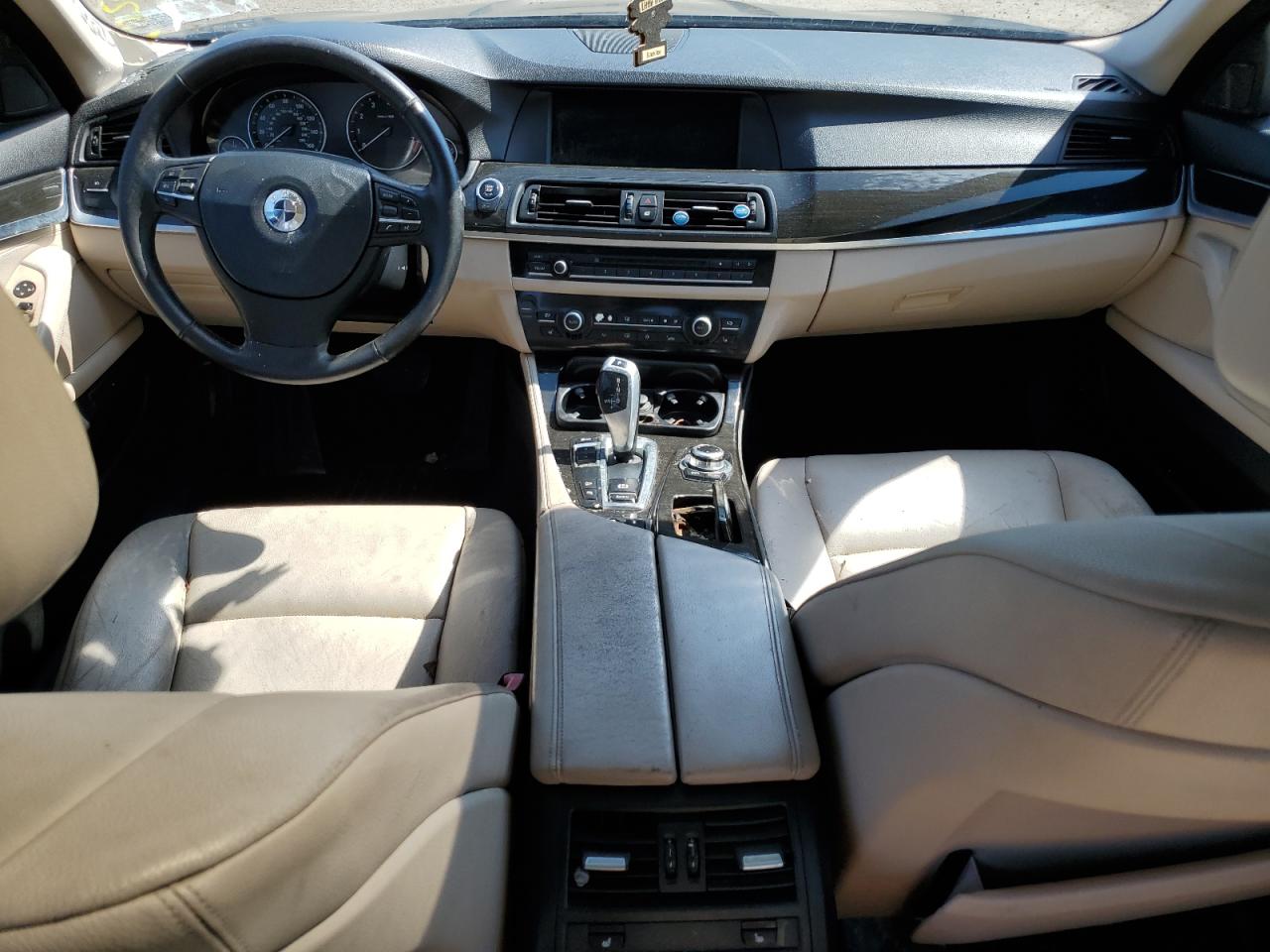 2012 BMW 528 Xi vin: WBAXH5C56CDW03718