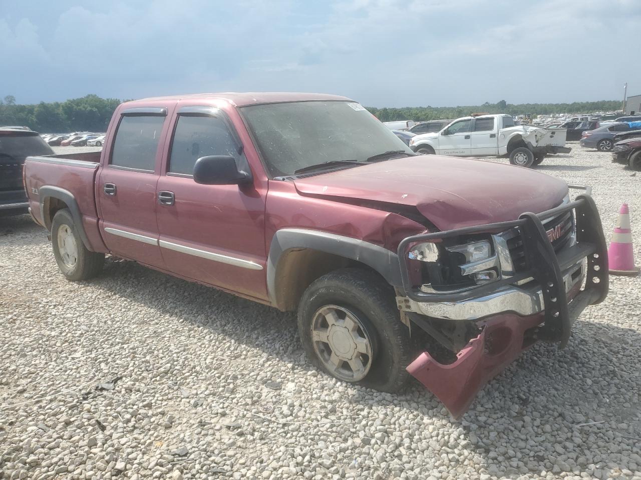 Lot #2823851030 2005 GMC NEW SIERRA