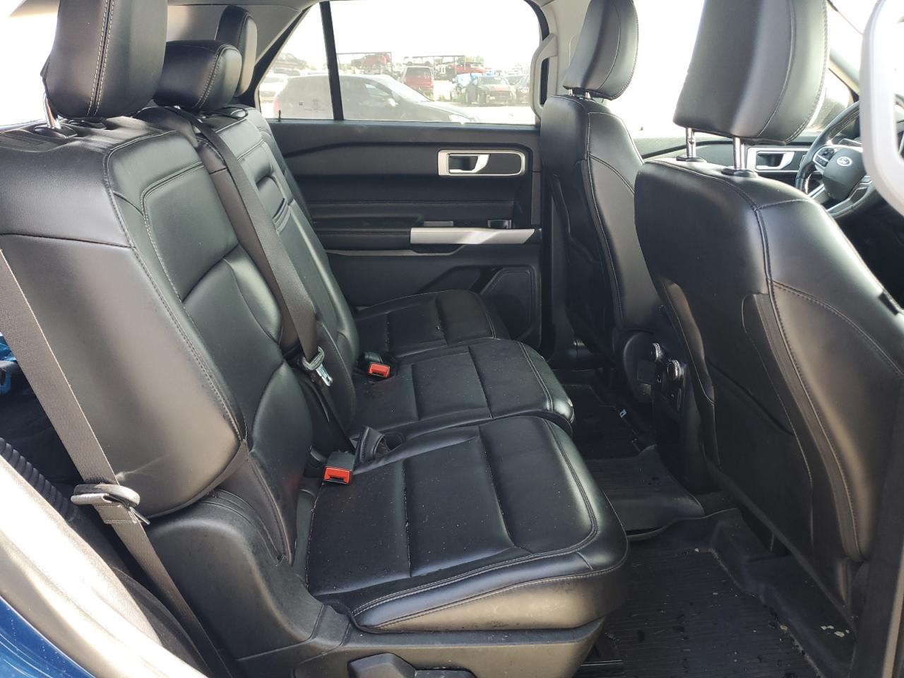 1FMSK8DH0MGA59303 2021 Ford Explorer Xlt