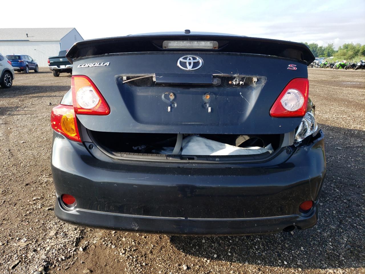 2T1BU4EE2AC422416 2010 Toyota Corolla Base