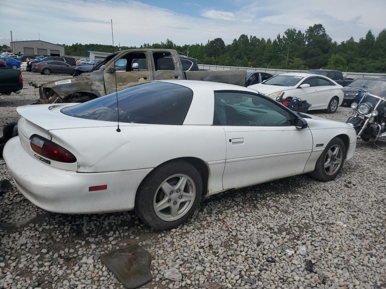 Lot #3023327277 1997 CHEVROLET CAMARO BAS