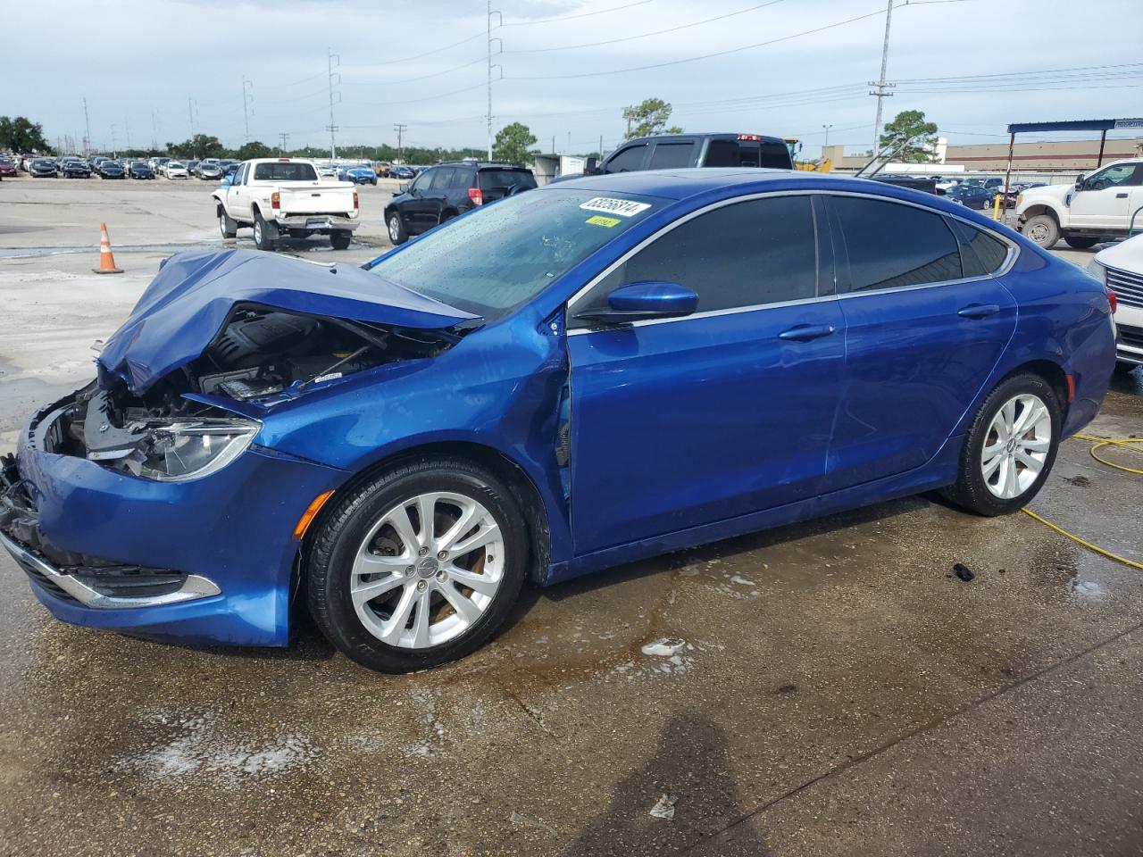  Salvage Chrysler 200