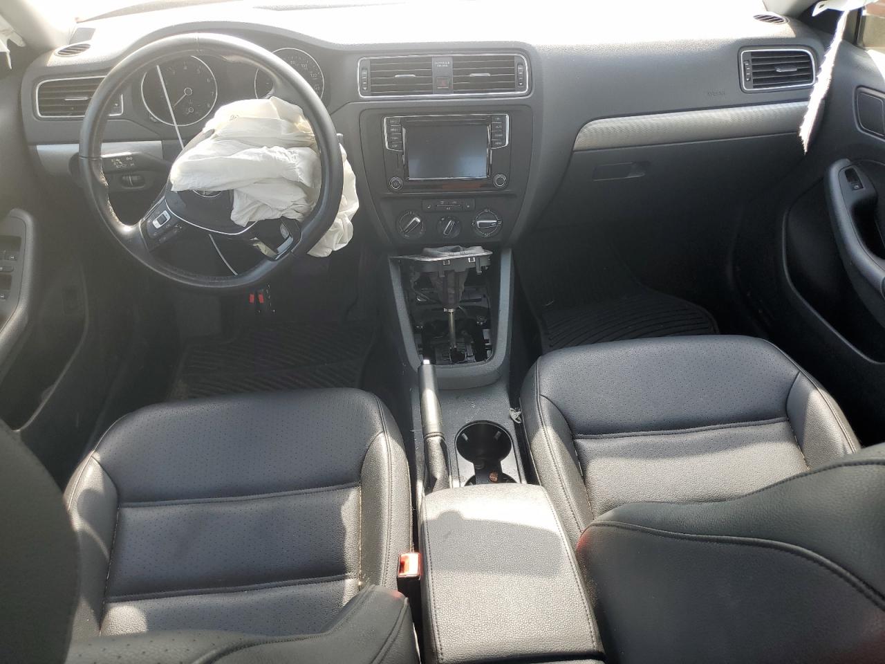 3VWDB7AJ7HM409307 2017 Volkswagen Jetta Se