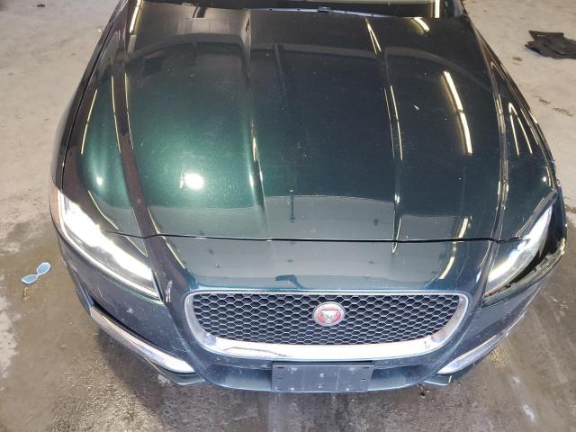 VIN SAJBK4BV1GCY17006 2016 Jaguar XF, Prestige no.11