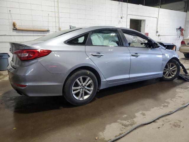 VIN 5NPE24AF3GH388669 2016 Hyundai Sonata, SE no.3