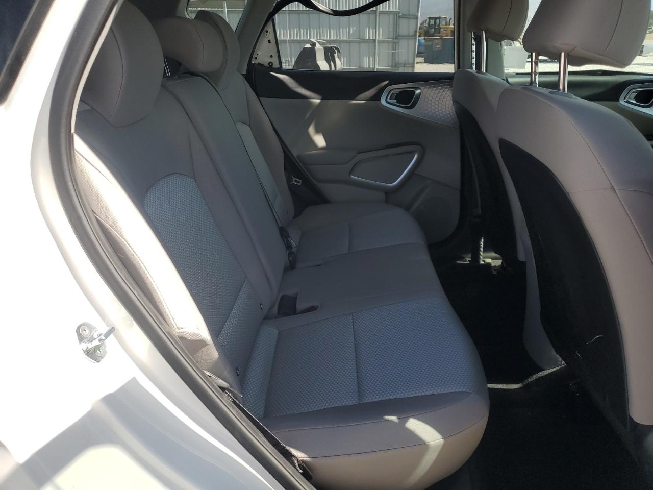 KNDJ23AU3N7186813 2022 Kia Soul Lx