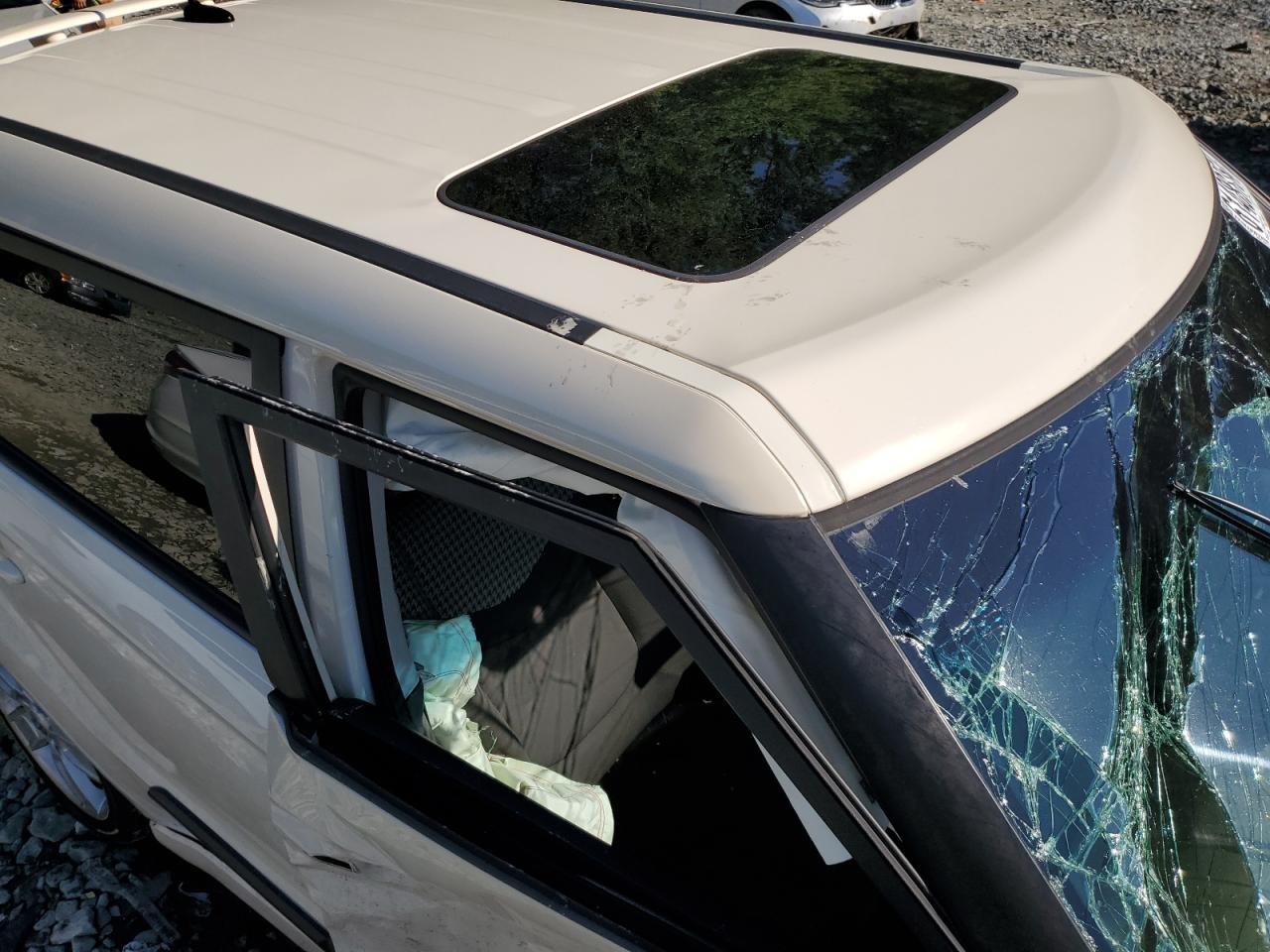 KNDJT2A24B7713372 2011 Kia Soul +