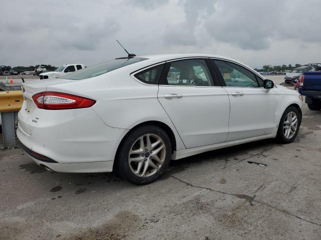 VIN 3FA6P0HD2GR177310 2016 Ford Fusion, SE no.3