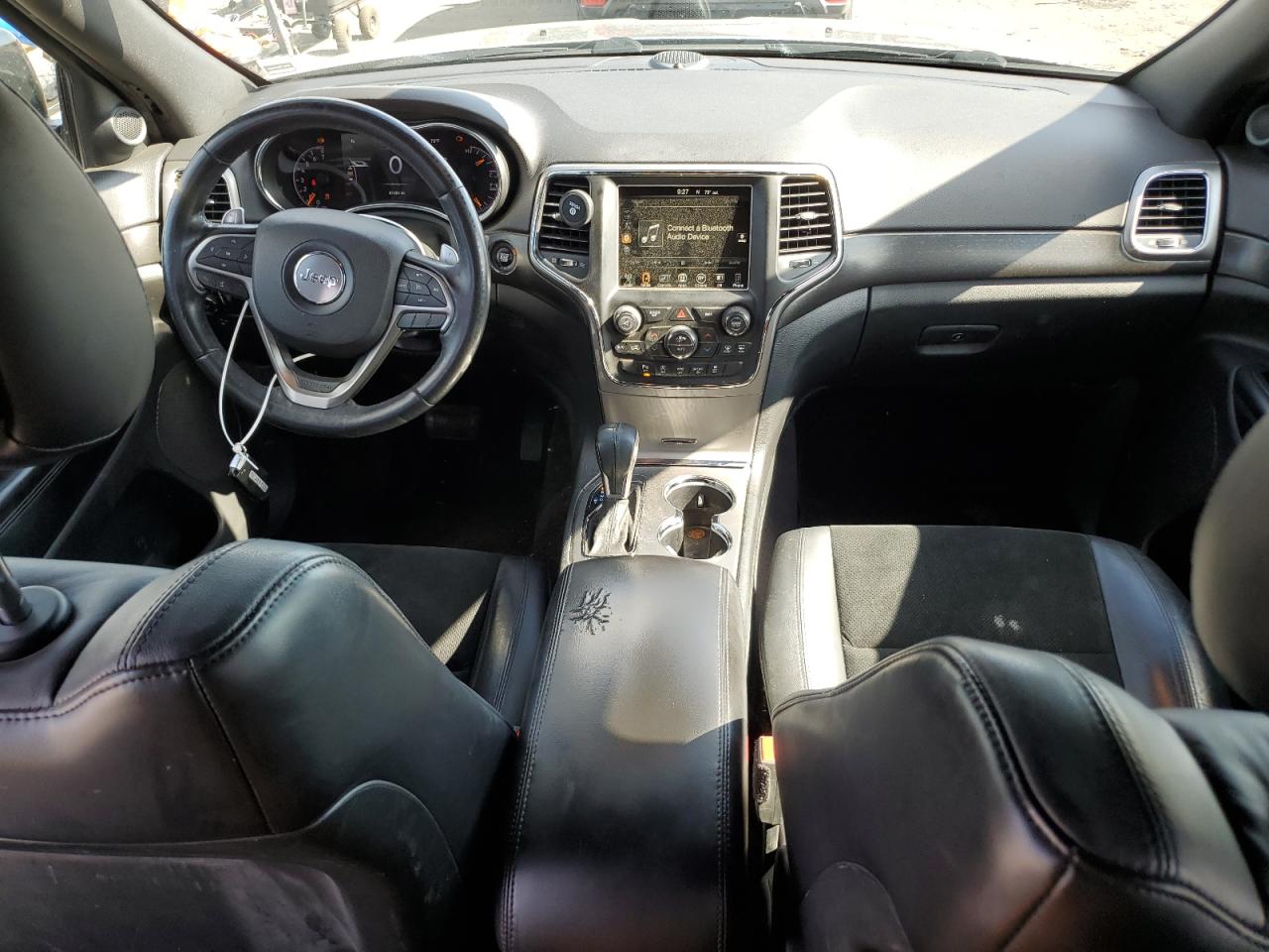 1C4RJFAGXHC938326 2017 Jeep Grand Cherokee Laredo