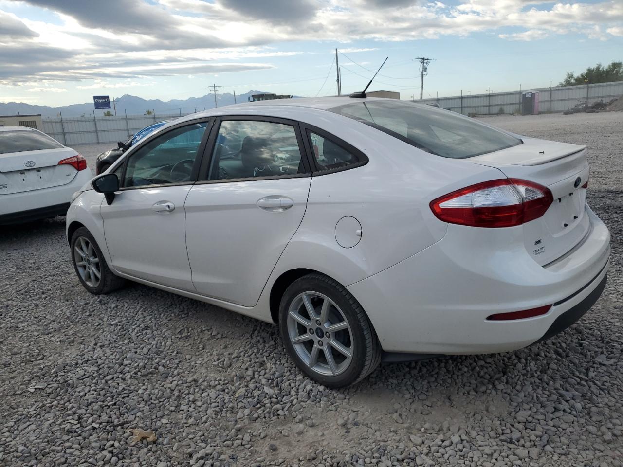 3FADP4BJ8GM155239 2016 Ford Fiesta Se