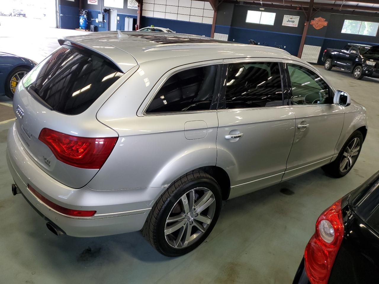 2015 Audi Q7 Premium Plus vin: WA1LGAFE9FD032491