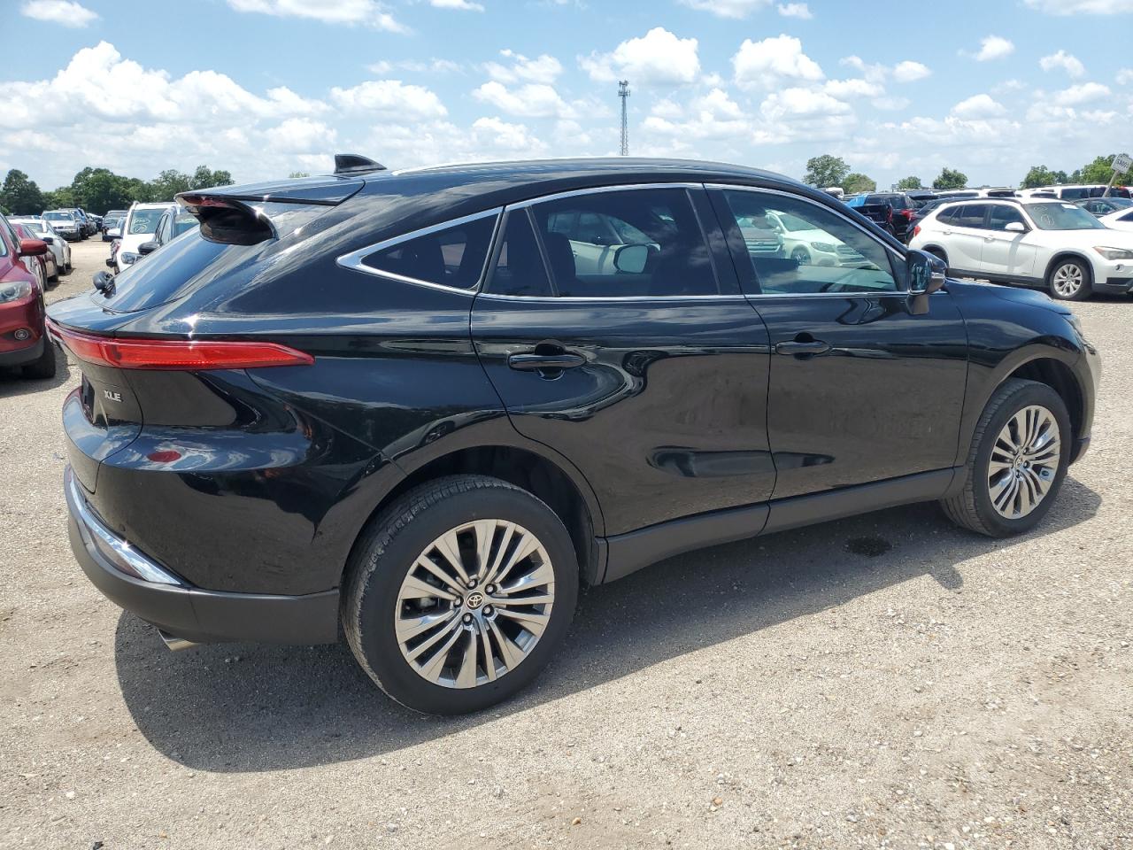 JTEAAAAH2PJ132527 2023 Toyota Venza Le JTEAAAAH2PJ132527 2023 Toyota Venza Le