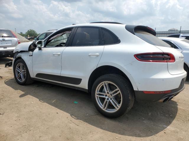 VIN WP1AB2A50JLB30220 2018 Porsche Macan, S no.2