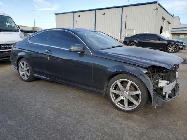 VIN WDDGJ4HB8DG013879 2013 Mercedes-Benz C-Class, 250 no.4