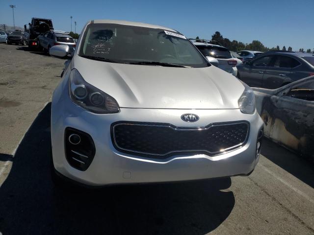 VIN KNDPMCAC3J7381350 2018 KIA Sportage, LX no.5