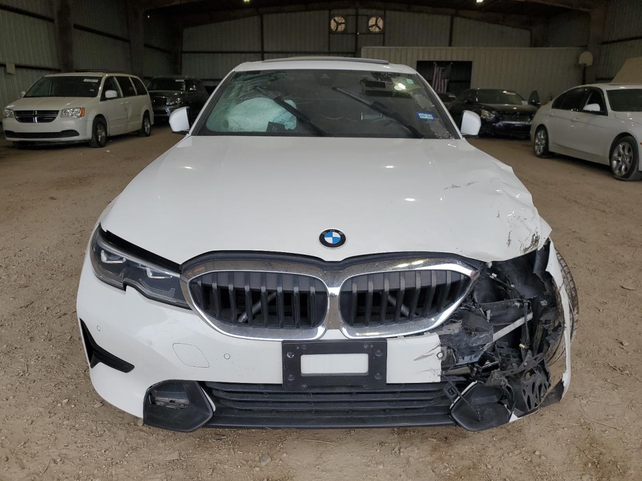 2020 BMW 330I vin: 3MW5R1J01L8B11759