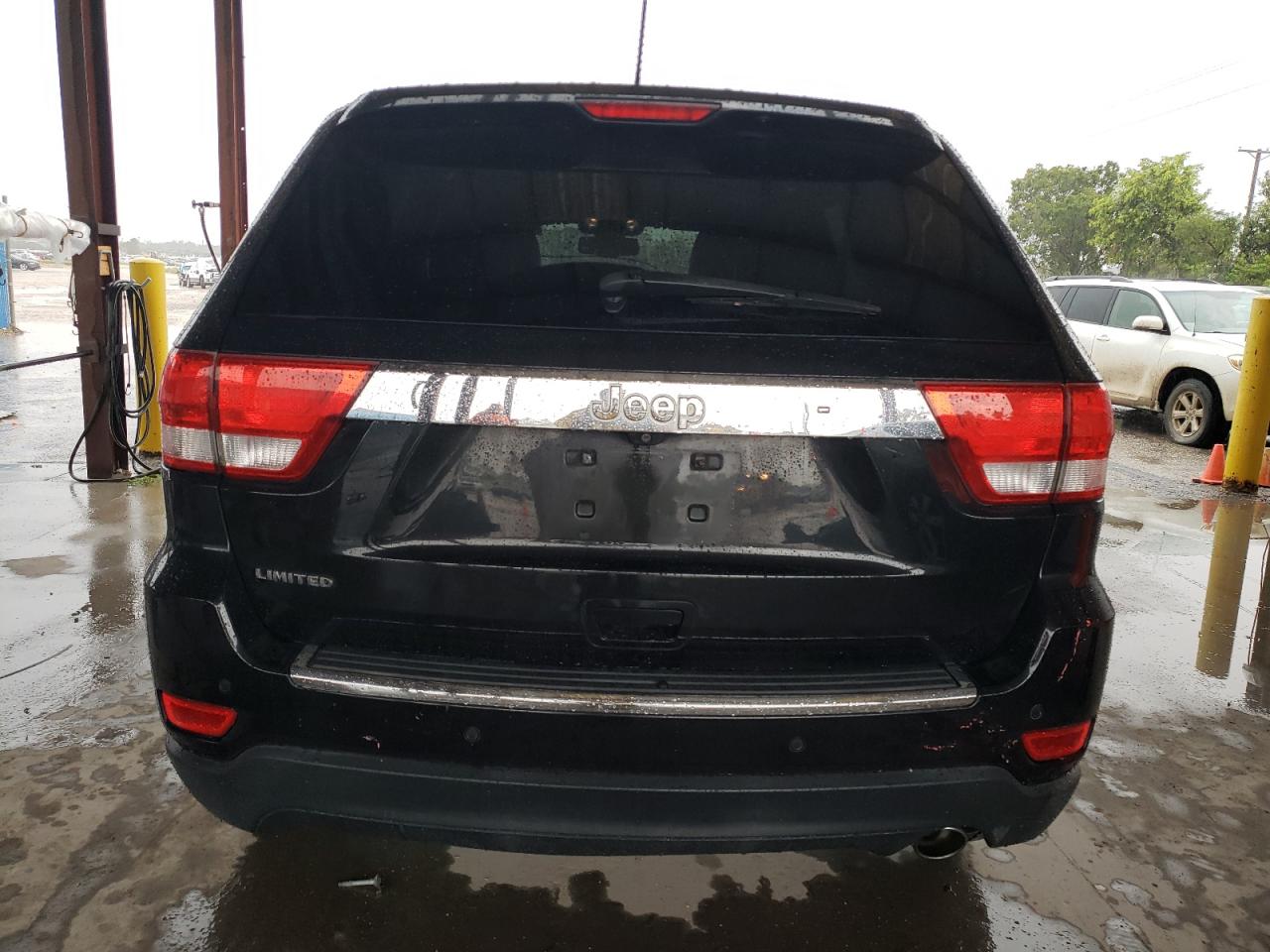 1C4RJEBG1CC137107 2012 Jeep Grand Cherokee Limited