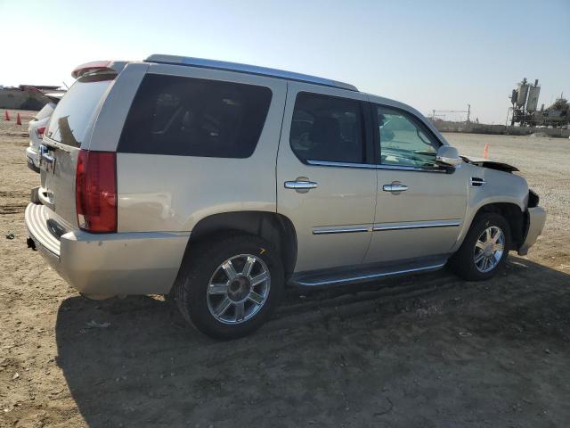 2007 Cadillac Escalade Luxury VIN: 1GYFK63887R317307 Lot: 61762754