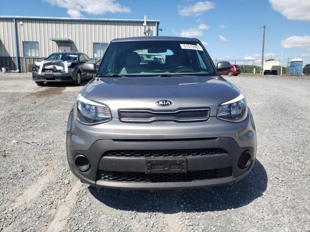 VIN KNDJN2A25J7592389 2018 KIA Soul no.5