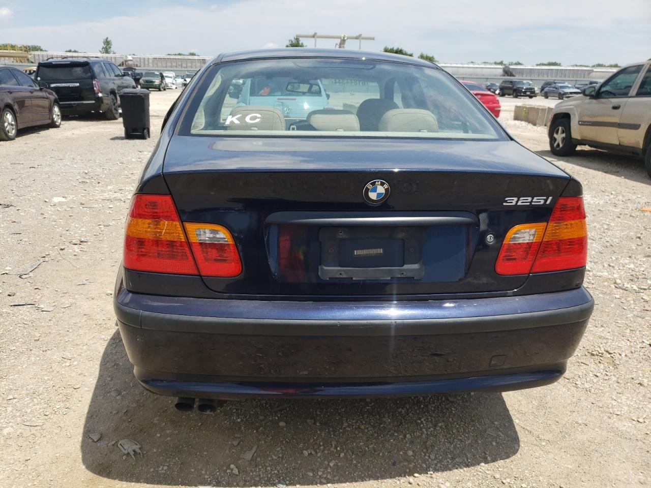 WBAET37413NJ30767 2003 BMW 325 I