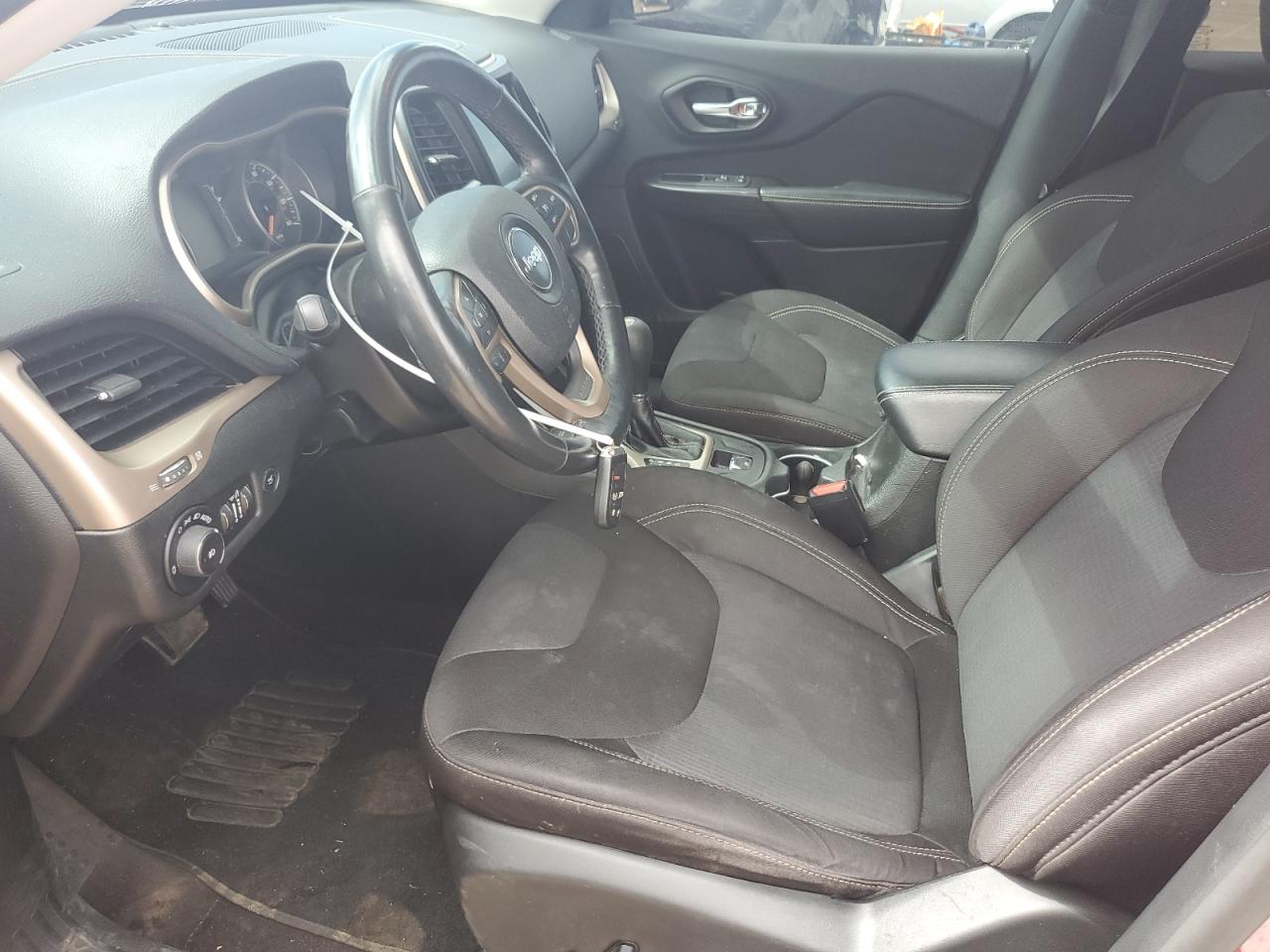 1C4PJMCS8FW509730 2015 Jeep Cherokee Latitude