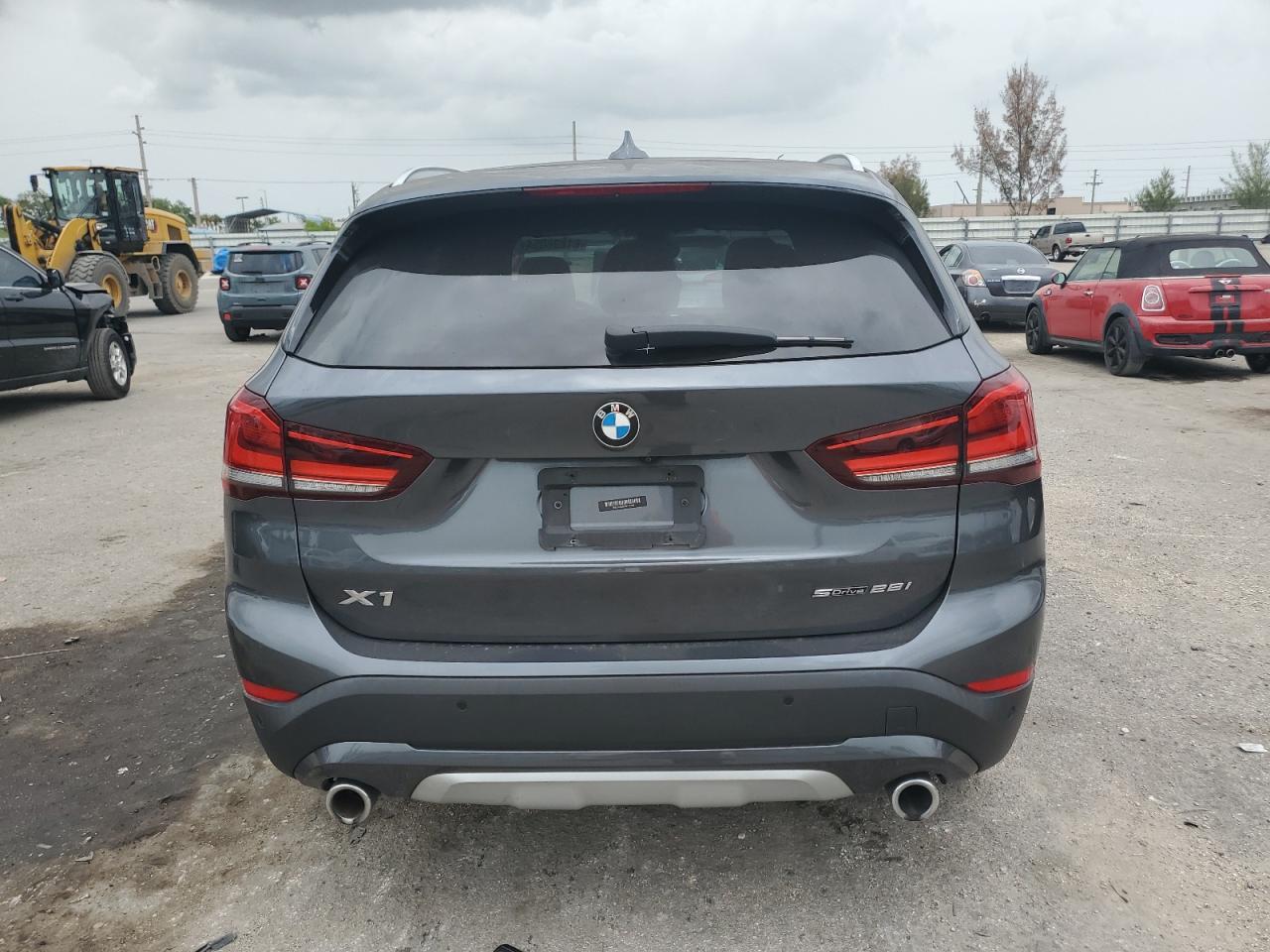 WBXJG7C02M5T17729 2021 BMW X1 Sdrive28I
