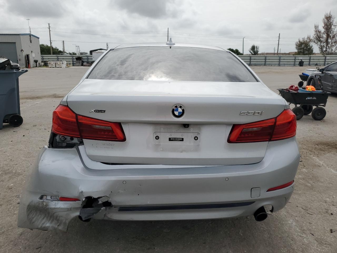 WBAJA7C51KG911687 2019 BMW 530 Xi