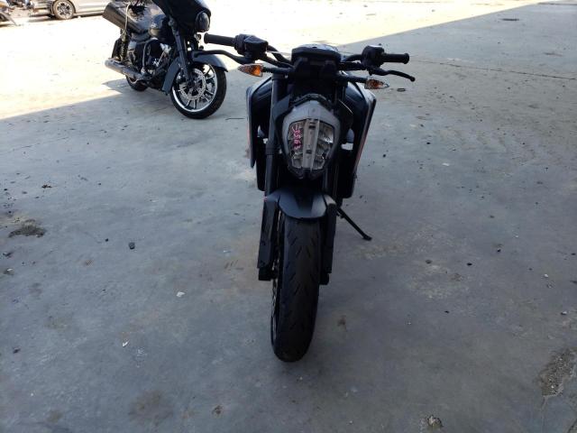 2021 KTM 890 DUKE R - VBKTU9403MM812230
