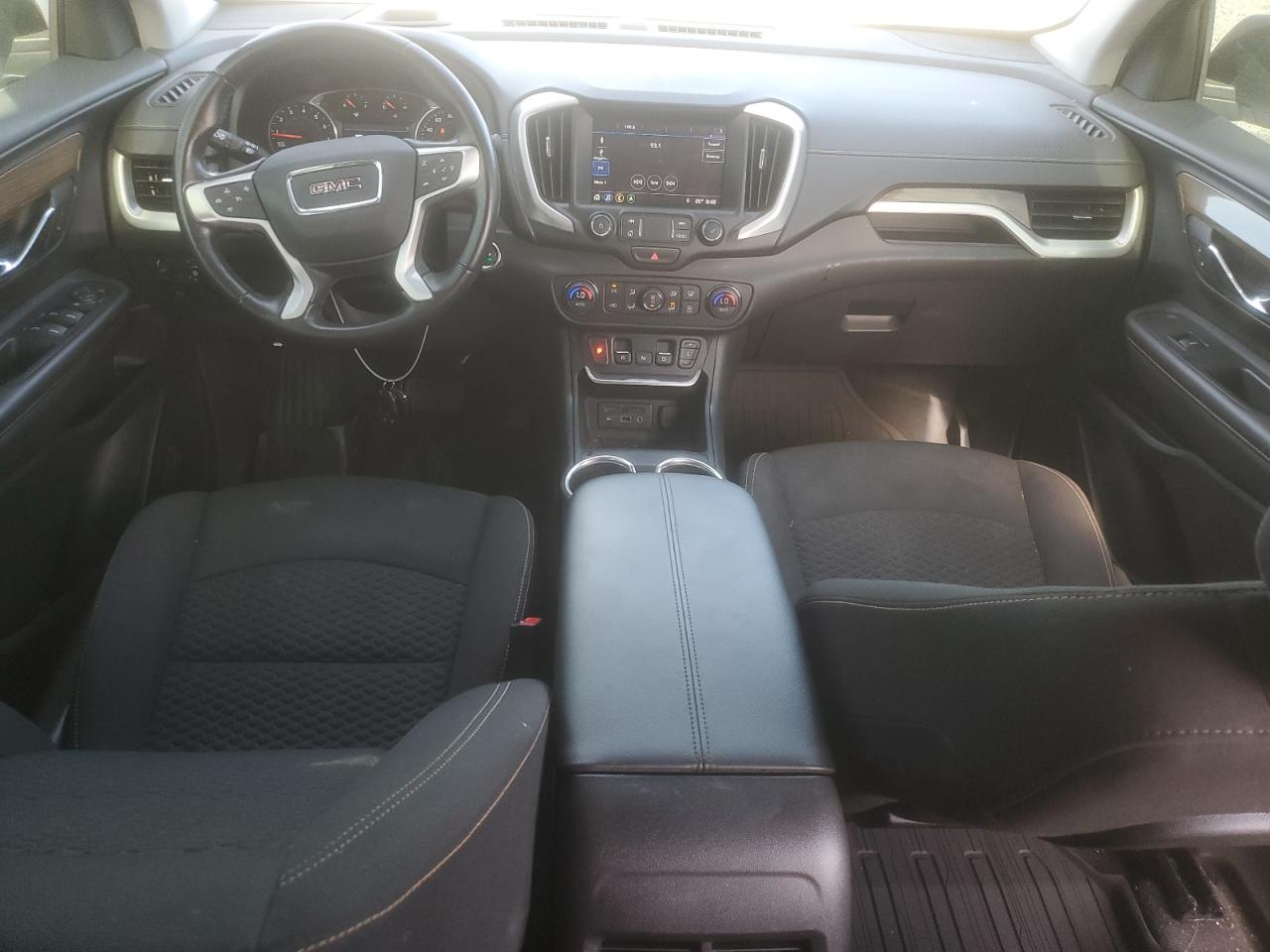 3GKALMEV1LL338218 2020 GMC Terrain Sle