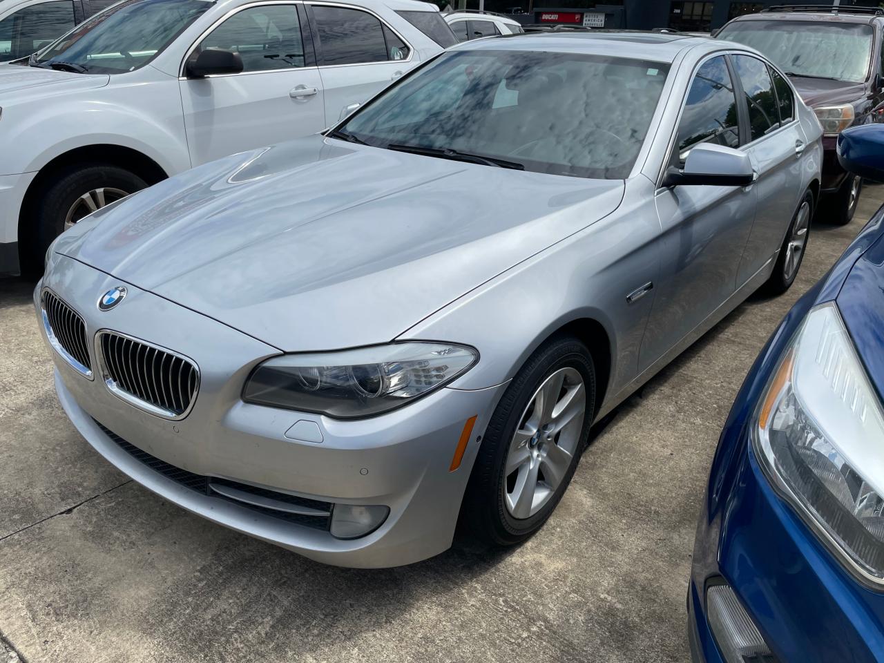 2013 BMW 528 I vin: WBAXG5C5XDD233958