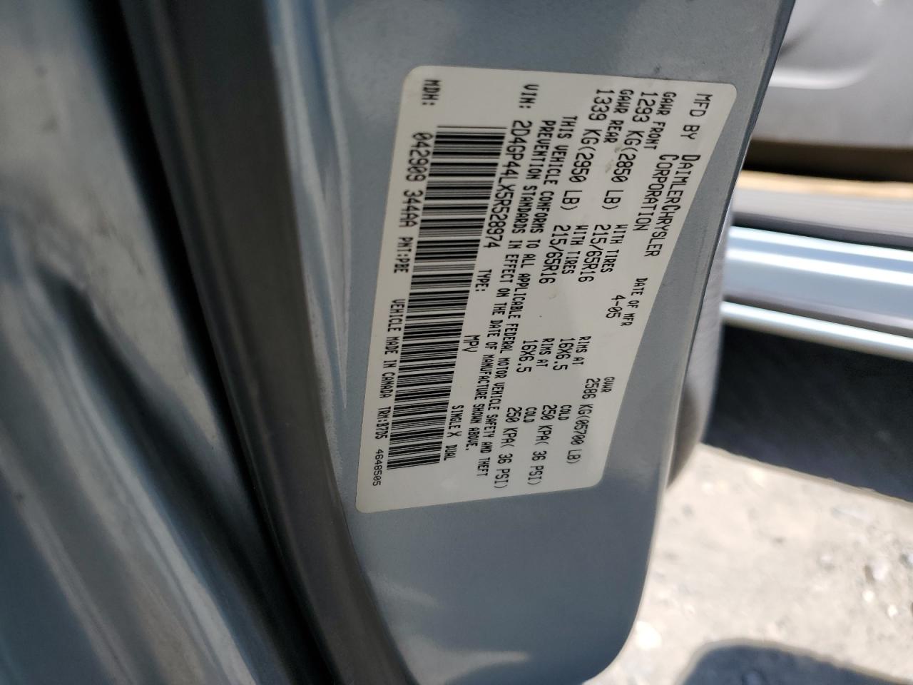 2D4GP44LX5R528974 2005 Dodge Grand Caravan Sxt