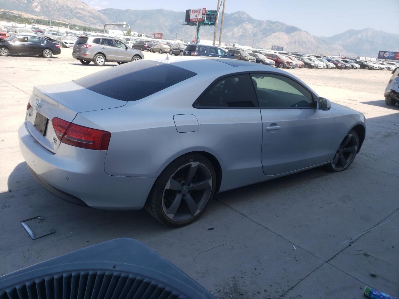 WAULFAFR9BA044967 2011 Audi A5 Premium Plus