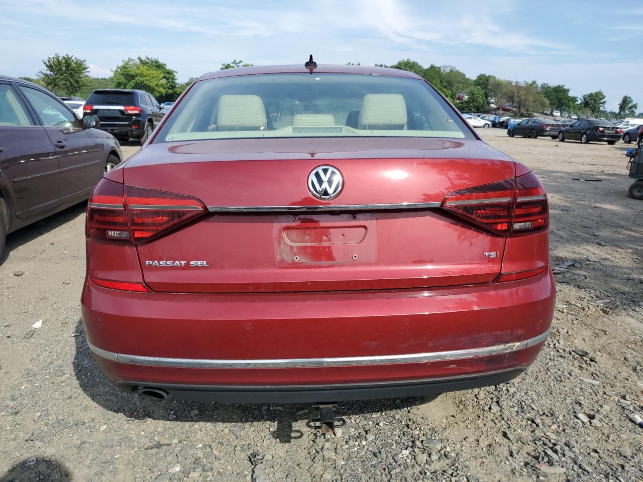 2017 Volkswagen Passat Sel Premium vin: 1VWCT7A37HC018928