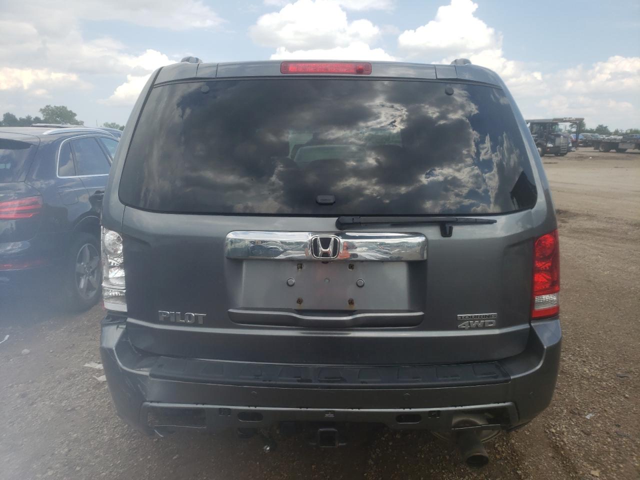 5FNYF4H9XBB103863 2011 Honda Pilot Touring