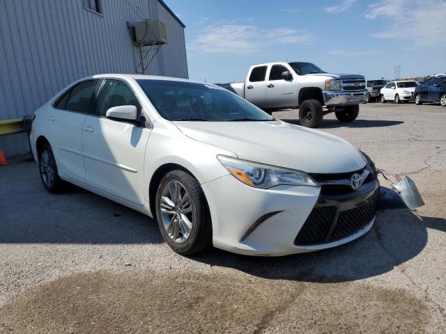 VIN 4T1BF1FK8GU184138 2016 Toyota Camry, LE no.4