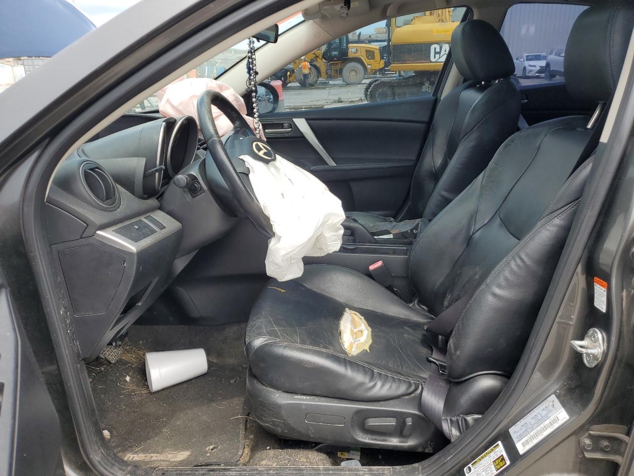 JM1BL1W56B1384355 2011 Mazda 3 S