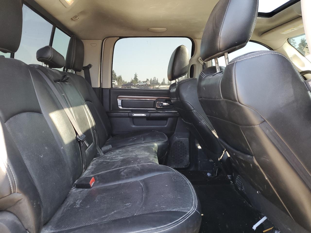 3C6UR5FLXEG213439 2014 Ram 2500 Laramie