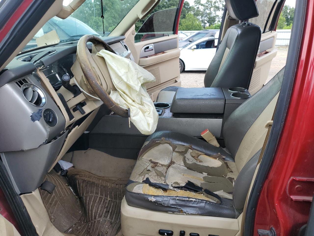 1FMFU17528LA40723 2008 Ford Expedition Eddie Bauer