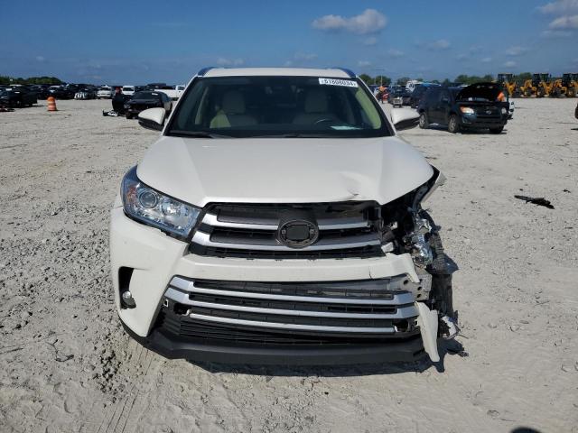 VIN 5TDKZRFH6KS552070 2019 Toyota Highlander, SE no.5