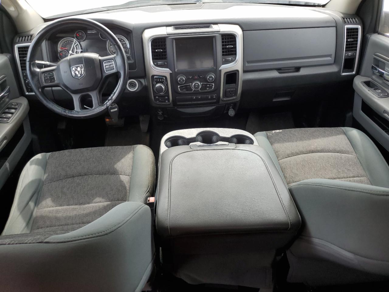 1C6RR7FT5JS308124 2018 Ram 1500 St