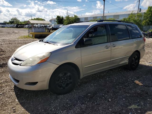 Toyota SIENNA CE