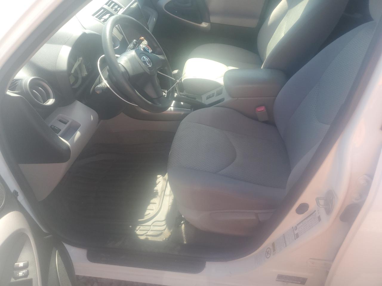 JTMBD33V776052903 2007 Toyota Rav4