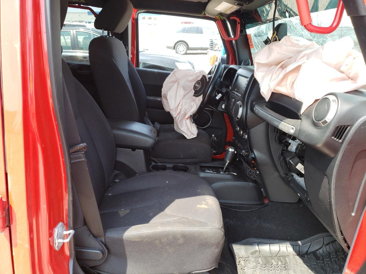 1C4BJWDG7EL194662 2014 Jeep Wrangler Unlimited Sport