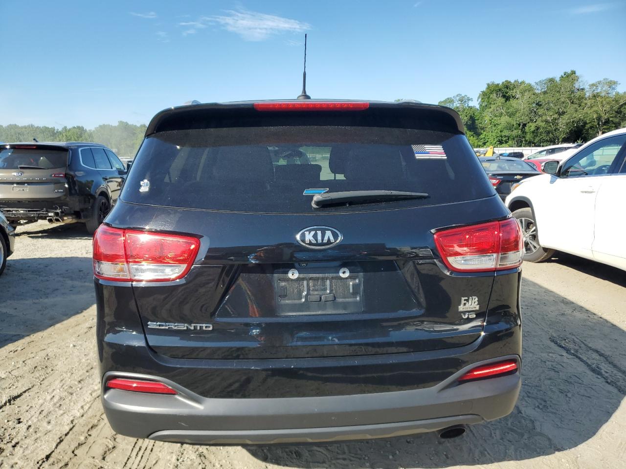 2017 Kia Sorento Lx vin: 5XYPG4A54HG217911