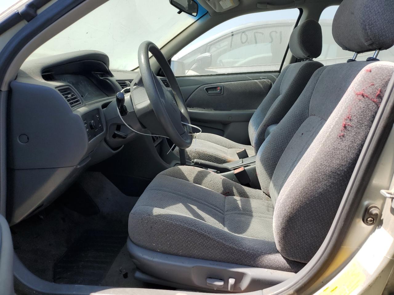 JT2BG28K7Y0476062 2000 Toyota Camry Le