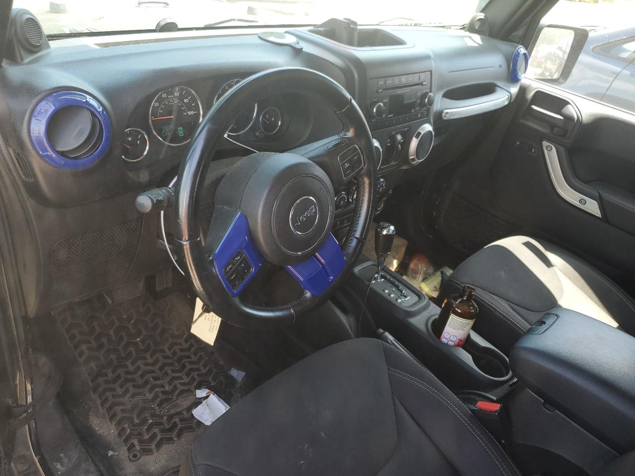 1C4BJWEG9EL245545 2014 Jeep Wrangler Unlimited Sahara