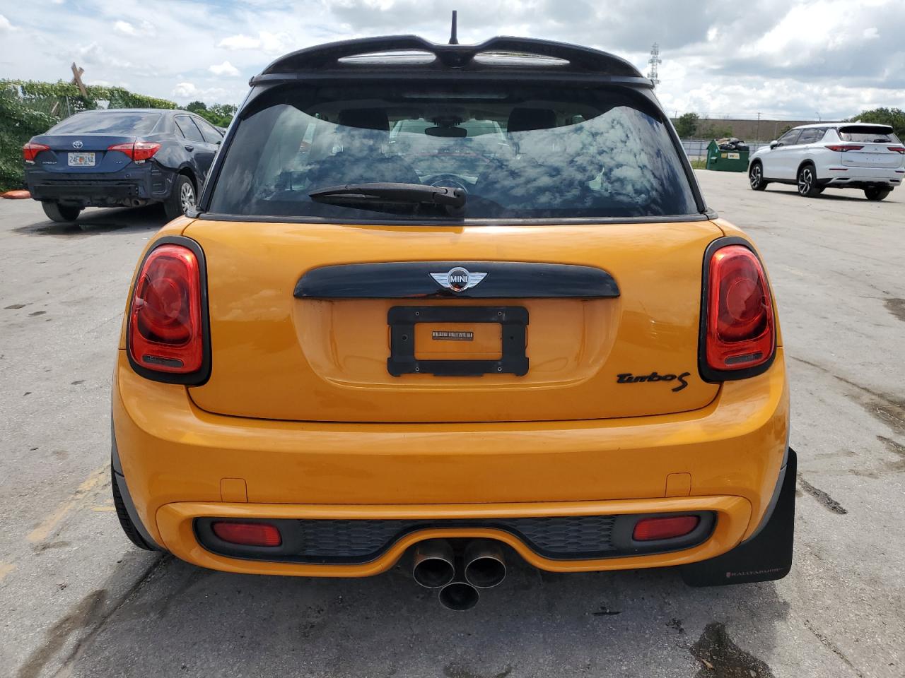 2015 Mini Cooper S vin: WMWXP7C52F2C60102